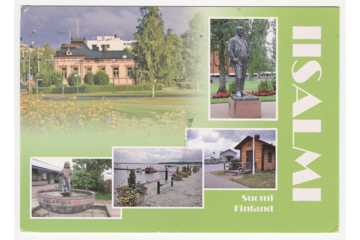 Vaakatasoinen postikortti, jossa on kuvakollaasissa patsaita, rantaa ja puistoa sekä vaaleanvihreällä pohjalla valkoisella tekstinä Iisalmi Suomi Finland.