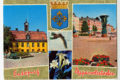 Vaakamallinen postikortti, jossa on kuvakavalkadi Enköpingin vaakunasta, raatihuoneesta, Stora Torgetin suihkulähdeveistoksesta, piparjuuresta ja kolmesta liljasta. Alla tekstinä painettuna Enköping Pepparrotsstaden.