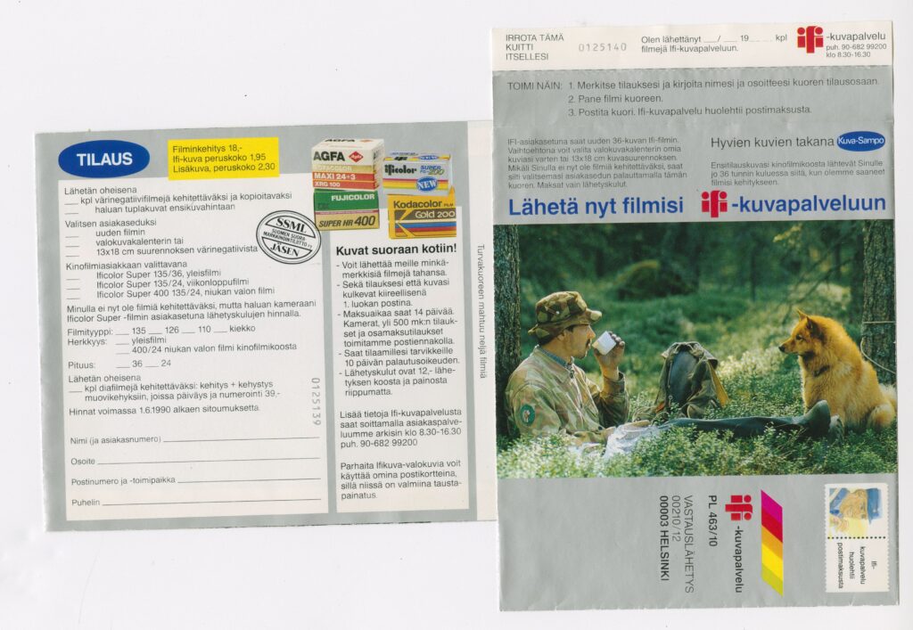 Ifi-kuvapalvelun vuoden 1990 postituspussin etupuoli ja takapuoli.